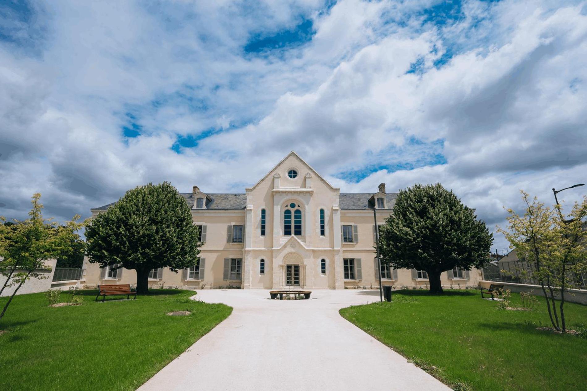 Appart Hotel Saint-Denis Châteauroux エクステリア 写真